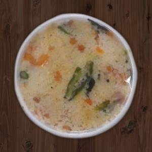 Sambha rava upma(500ml) chutney (100ml)