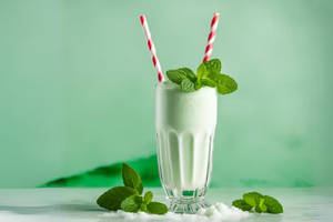 Elaichi Milkshake