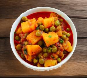 Aloo Matar With Gravy