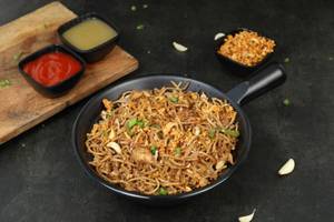 Burnt Garlic Chicken Noodles