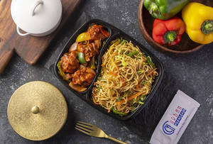 Chilly Chicken + Fried Rice/ Veg. Noodles