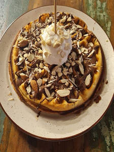 Nutella & Almonds