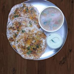 Onion uthappam (3piece)