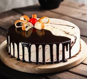 Eggless chocolate cake [1 pound]