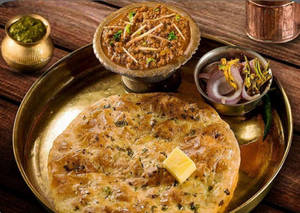 Aloo Masala Amritsari Kulcha with Nutri Masala