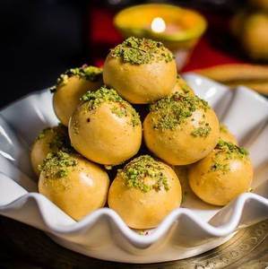 Besan Laddu