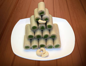 Kaju Roll