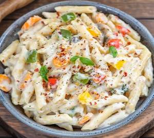 Creamy White Sauce Penne Pasta