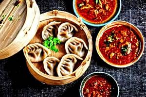 Schezwan steamed momos