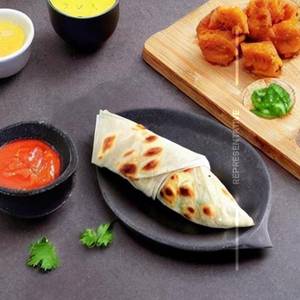 Egg Fish Chicken Kathi Roll