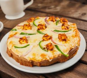 Tandoori paneer pizza