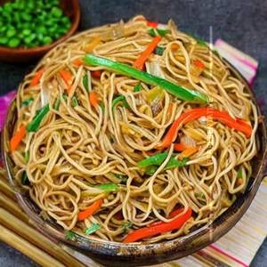 Veg Hakka Noodles