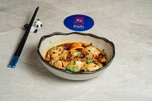 Vegetable Wontons Tossed In Spicy Sauce