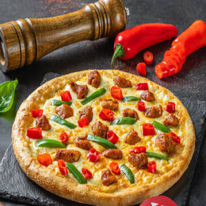 Spicy Chicken Pizza Pie