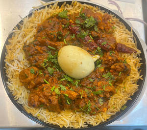 Hyderabadi Chicken Dum Biryani