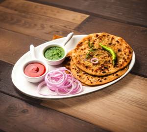 Aloo pyaaz paratha