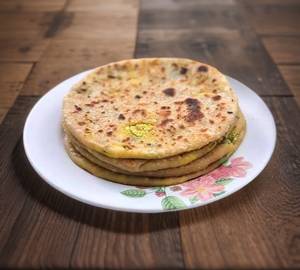 Paneer Pyaaz Paratha
