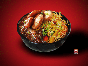 Chicken Hakka Noodles With Chicken Manchurian