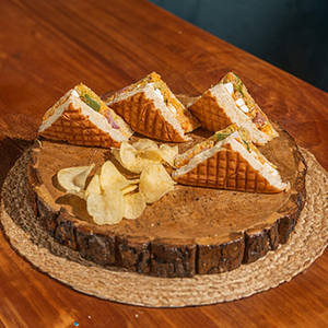 Peri Peri Paneer Sandwich