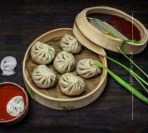 Veg momos [schezwan]