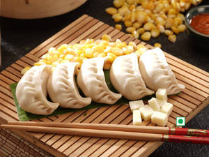 Corn & Cheese Steam Momo.