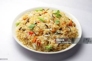 Veg Fried Rice (1 Plate) 