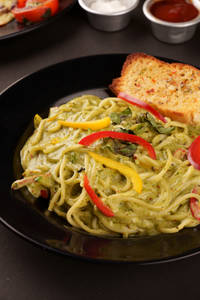 Pesto Sauce Chicken Pasta