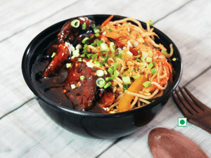 Chilli Garlic Noodles With Veg Manchurian