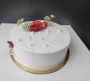 Pineapple cake