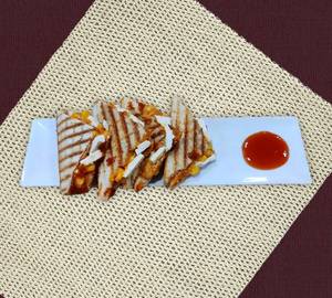 Pizza Club Sandwich