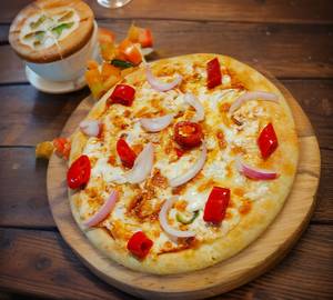Red Peprika And Onion Pizza [7 Inch]