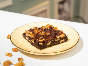 Eggless Walnut Brownie