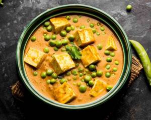 Matar Paneer