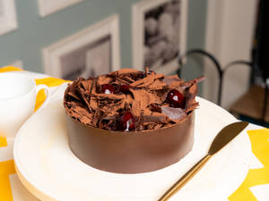 Eggless Black Forest Tortr Cake Petite