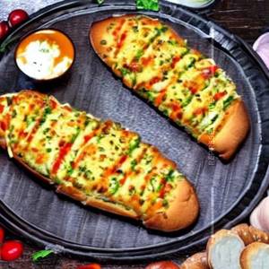 Veggies Garlic Bread