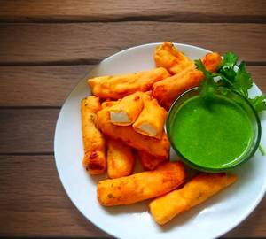 Paneer Pakoda8 pices