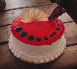 Strawberry cake