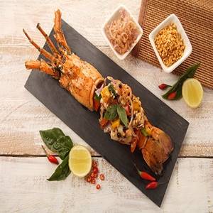 Lobster Tail With Chili Basil & Black Bean Sauce