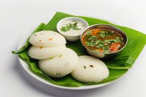 2 Idli Sambar Chutney