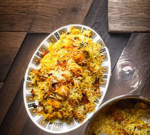Chicken Biryani Family Pack Served 4-5