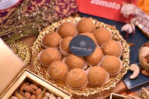 Besan Laddu