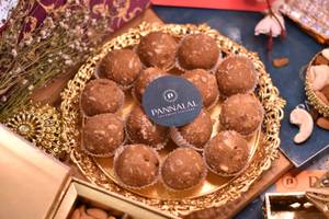 Gond Laddu