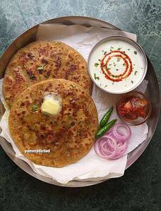 2 piece Aloo Paratha with curd