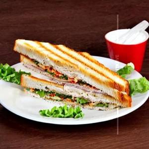 Chicken club sandwich