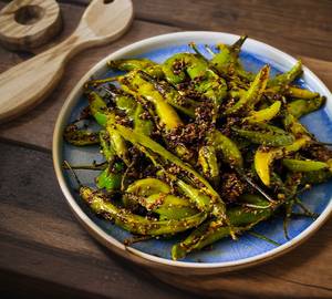 Green Chilli Fried 10Pcs