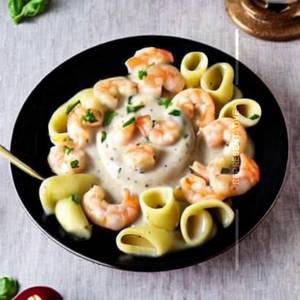 Alfredo Sauce Prawns