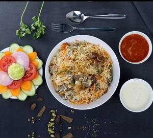 Muradabadi Chicken Biryani