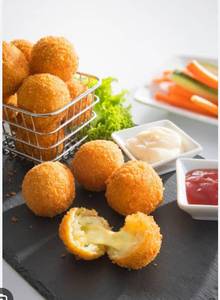 Chicken Cheese Balls (10Pcs)