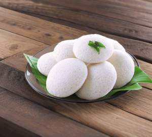 Idli 8 Nos ( No Chatney, Samber)