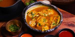 Jhol Momo Veg (8.PCS)